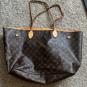 Louis Vuitton Monogram Carryall Bag